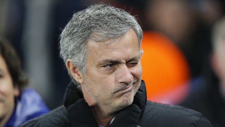 مورينيو خائف رغم فارق الست نقاط