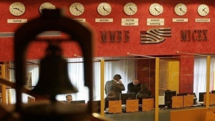المؤشرات الروسية تصعد على خطى نظيراتها في الأسواق العالمية