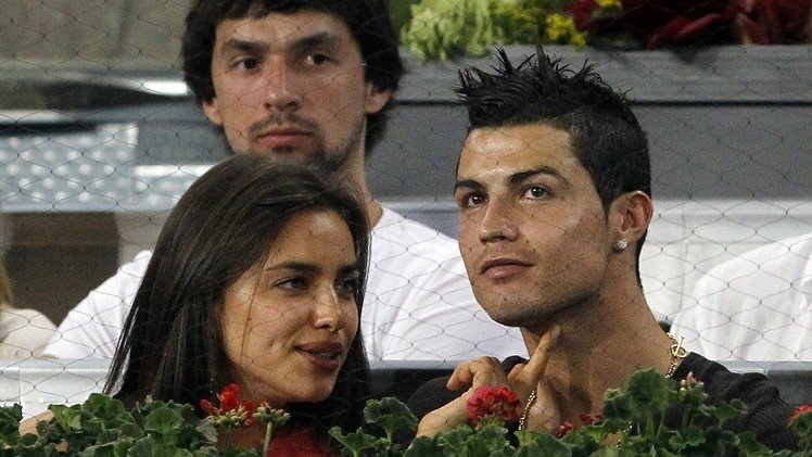 شقيقة رونالدو تشبه صديقته السابقة شايك بـ "الموت"