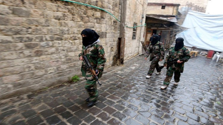 5 بريطانيات وكندي يمنعون من الانضمام لـ"داعش"