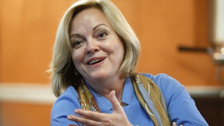 السفيرة الأمريكية لدى ليبيا تتوقف عن التغريد