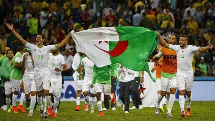 كتيبة محاربي الصحراء تقسو على الأحمر العماني .. (فيديو)