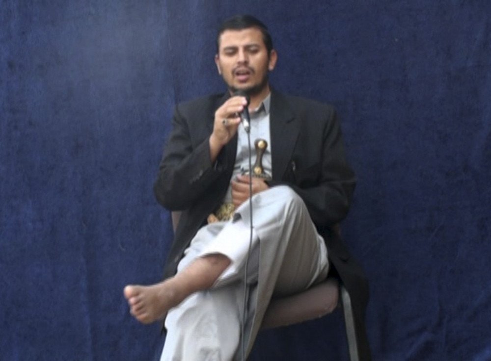 زعيم الحوثيين يكشف عن اتصالات غير مباشرة مع السعودية