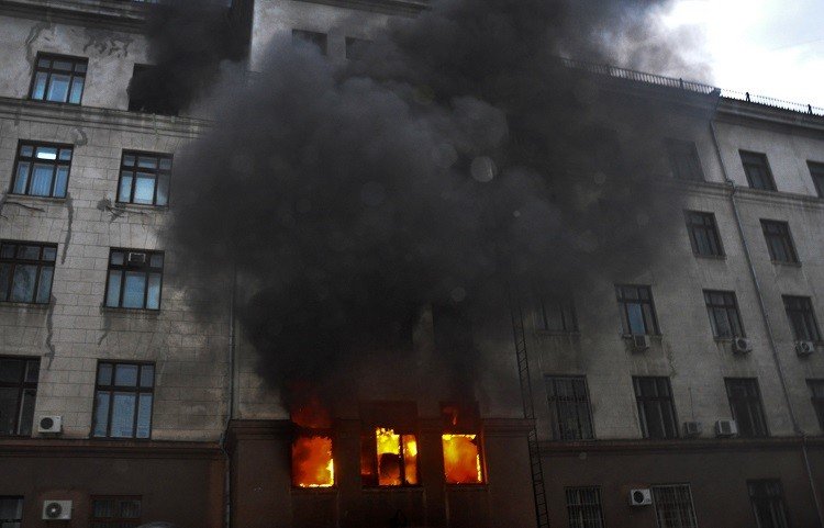 وزير الداخلية الأوكراني يأسف على عدم ارتكاب مجزرة في دونباس
