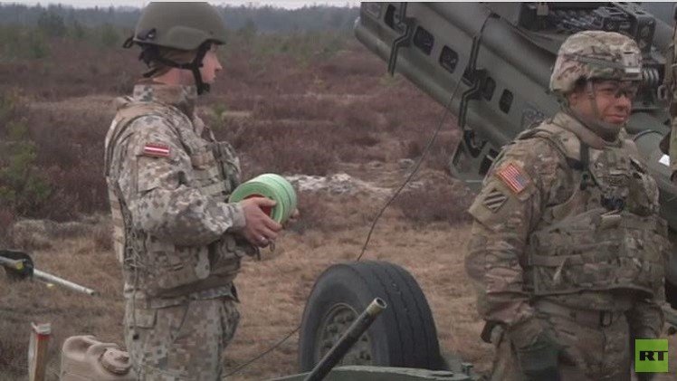 قوات من الناتو تجري تدريبات في لاتفيا (فيديو)
