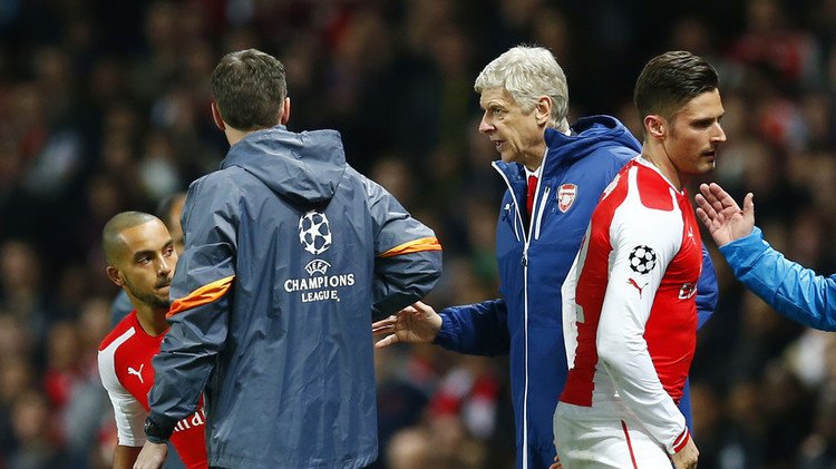 فينغر وجيرو يتوجان بجائزتي أفضل مدرب ولاعب 