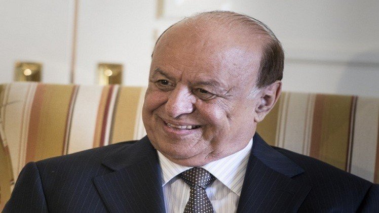 اليمن.. هادي يقيل 3 قيادات من الجيش ويحيلهم إلى المحاكمة العسكرية