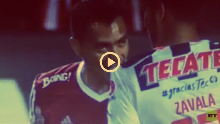 (فيديو) لاعب آخر يقتدي بسواريز ويمارس "العض" في كرة القدم 