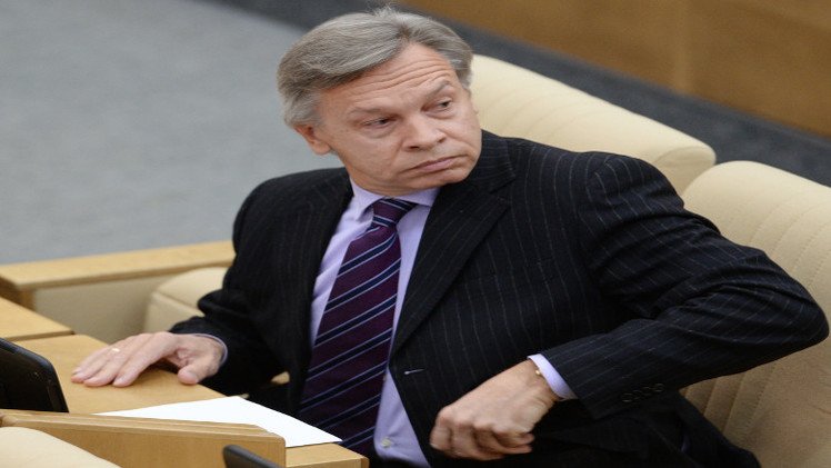 بوشكوف: واشنطن قلقة من فشلها في عزل روسيا