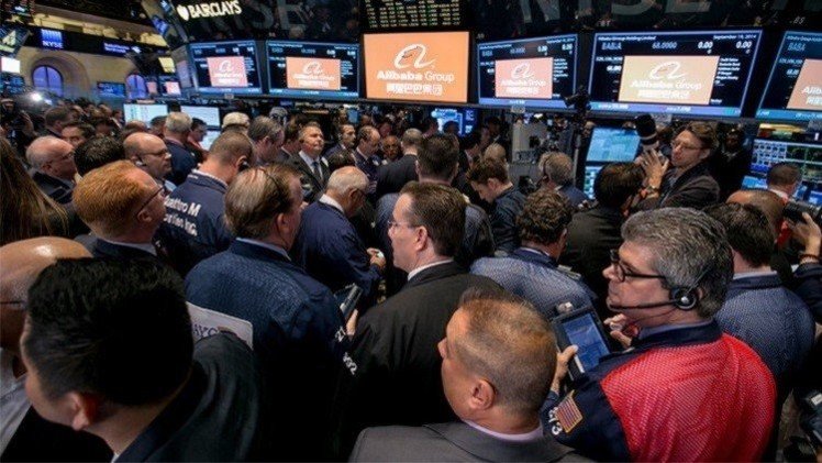 المؤشرات الأمريكية في المنطقة الخضراء في بداية تعاملات الأسبوع 