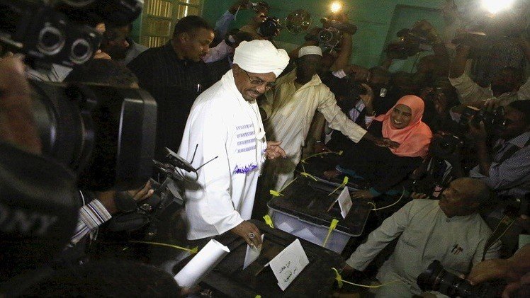 الانتخابات السودانية.. إقبال ضعيف على مراكز الاقتراع