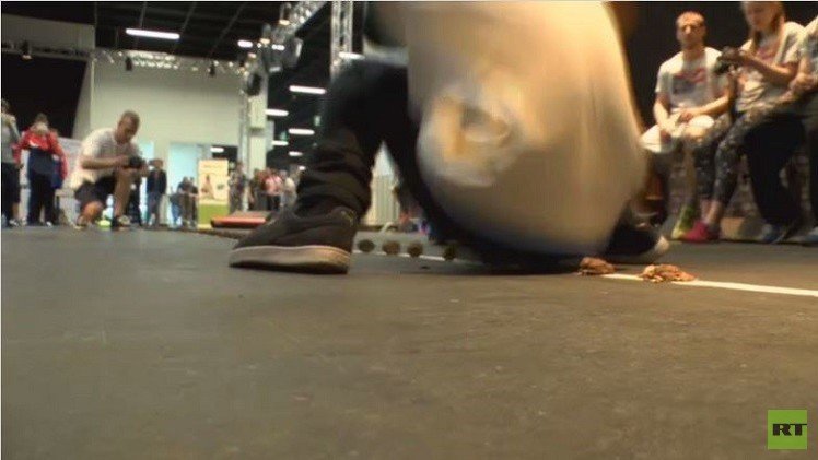 بالفيديو.. ويلي بروزمان يحطم رقما قياسيا طريفا