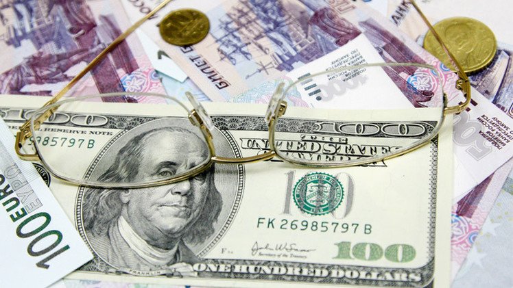 الروبل يصعد على خلفية ارتفاع أسعار النفط 