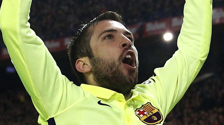 ألبا يرفع سقف مطالبه قبل تجديد عقده مع البلوغرانا