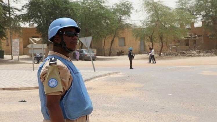 مالي.. مقتل 3 مدنيين وإصابة 9 جنود من بعثة السلام الأممية بهجوم انتحاري  