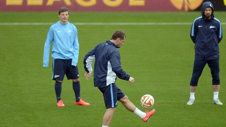 "يوروبا ليغ".. التشكيلة الأساسية لإشبيلية وضيفه زينيت الروسي