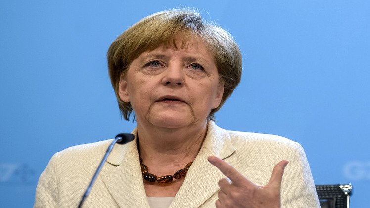 ميركل: ثمة إمكانية لإقامة منطقة تجارة حرة مع روسيا