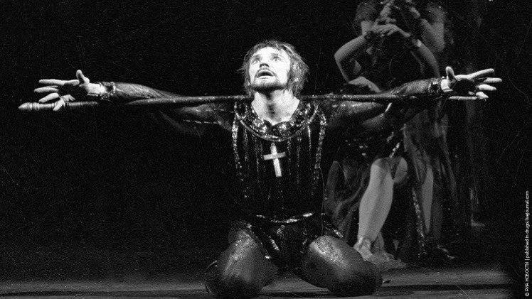 بوتين يهنئ راقص الباليه فاسيليف بعيد ميلاده الـ 75