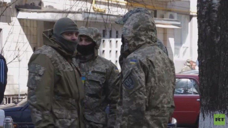 الجيش الأوكراني: جميع كتائب المتطوعين في دونباس تعمل تحت إمرة المؤسسة العسكرية