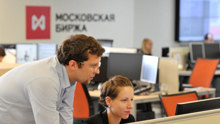 المؤشر الروسي "MICEX" يتجاوز مستوى 1700 نقطة لأول مرة في أسبوعين  