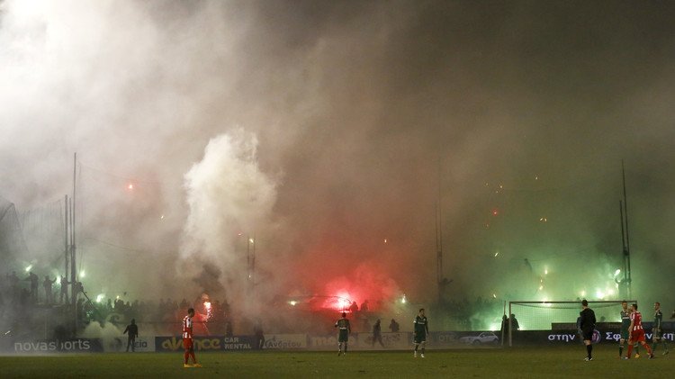 الفيفا واليوفا يحذران اليونان من التدخل في شؤون كرة القدم