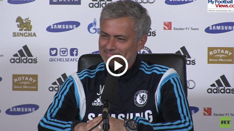 (فيديو) مورينيو يجيد المزاح أيضا لكن باحتراف