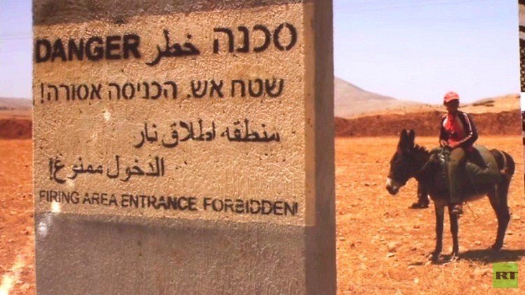 معرض صور فوتوغرافية يجسد مشكلات بدو فلسطين بسبب ممارسات إسرائيل