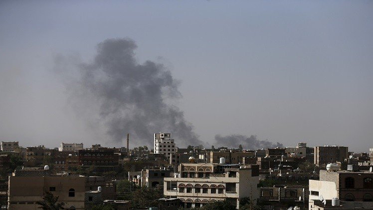 مقتل العشرات في قصف للتحالف على صنعاء