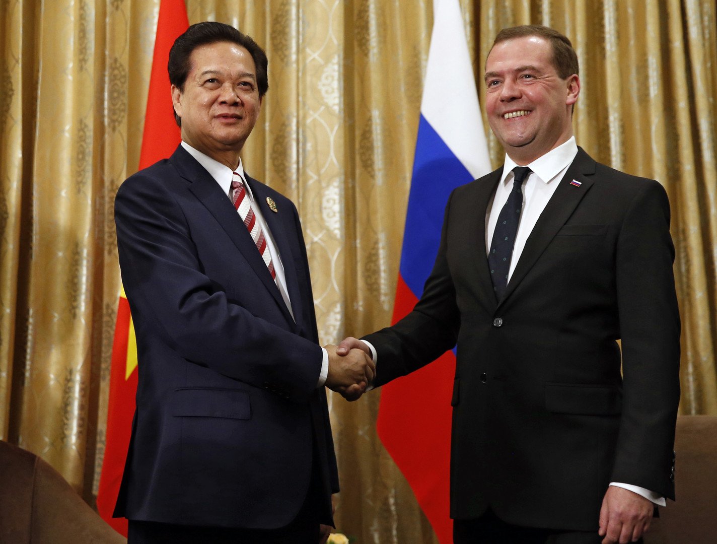 روسيا وفيتنام نحو تعزيز التعاون بينهما 