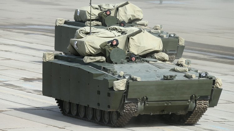 وزارة الدفاع الروسية ترفع النقاب عن دبابة 