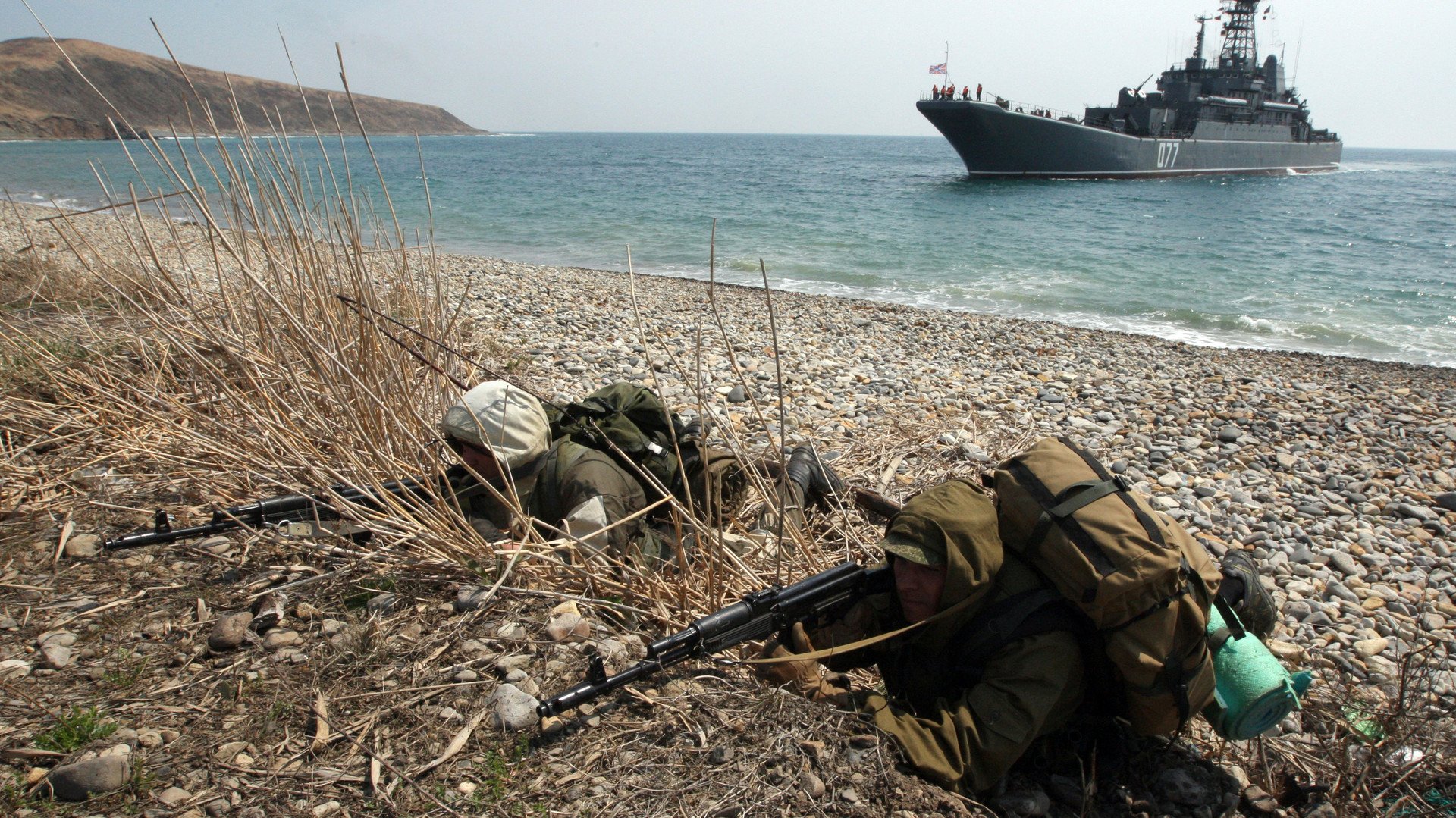 Военное обозрение последние новости. Морская пехота Тихоокеанского флота. Морская пехота ТОФ высадка. Морские пехотинцы ТОФ. Морские пехотинцы Тихоокеанского флота.