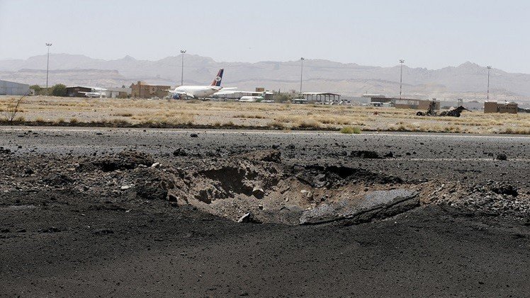 طهران تحتج على منع هبوط طائراتها في صنعاء