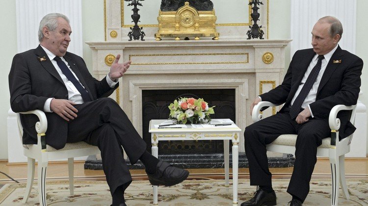 الرئيس التشيكي واثق من رفع العقوبات الغربية عن روسيا