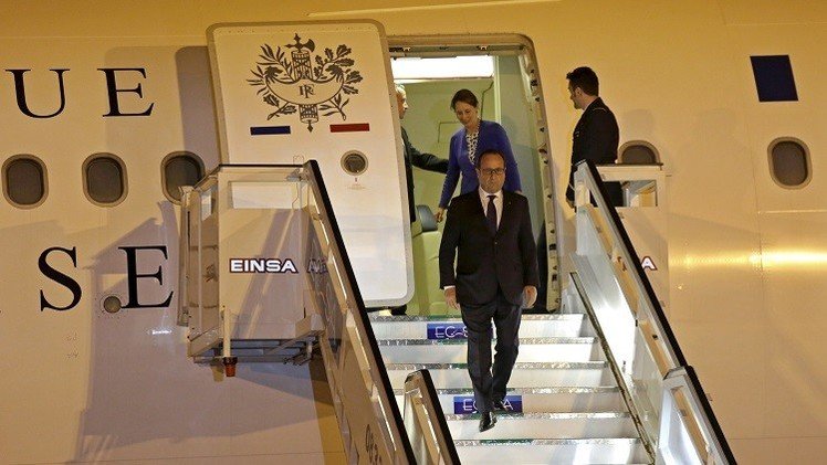 الرئيس الفرنسي في زيارة غير مسبوقة إلى كوبا
