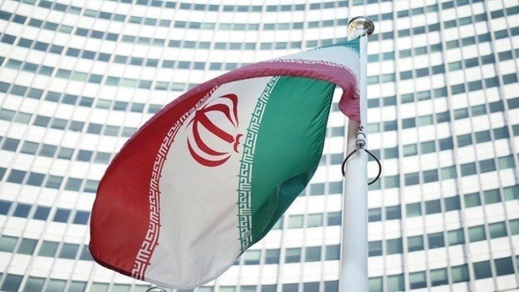 محللون: البنوك الإيرانية  تحتاج إلى فترة للعودة إلى النظام العالمي المالي