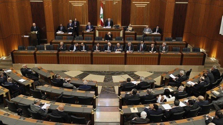 لبنان سينهي عامه الأول بلا رئيس للدولة