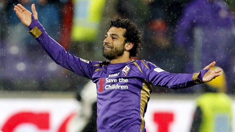 إشبيلية في أرض فيورنتينا في طريقه نحو رابع ألقاب يوروبا ليغ