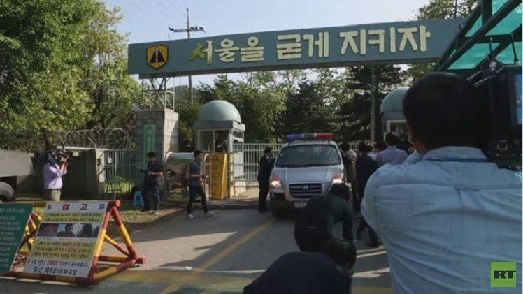 كوريا الجنوبية: مقتل جنديين وجرح 3  في حادث إطلاق نار بمعسكر في سيئول (فيديو)