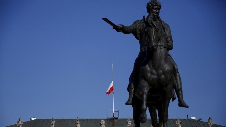 بولندا تبدأ بدفع تعويضات لمتضررين في قضية السجون السرية