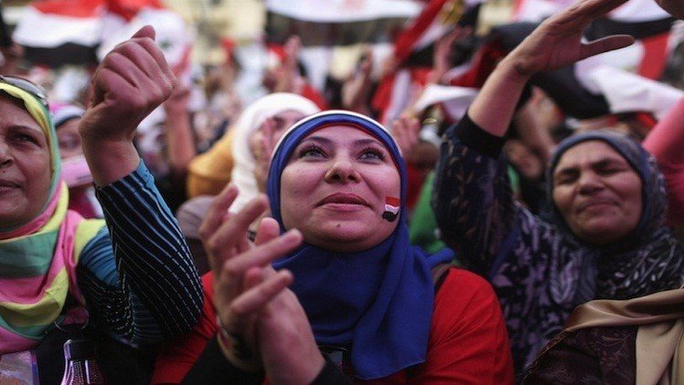 القاهرة تفرض قيودا على سفر المصريات إلى تركيا