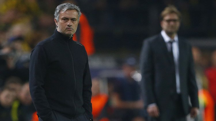 مورينيو يرفض عرض بيريز بالعودة إلى ريال مدريد