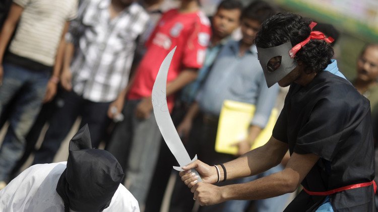 السعودية تنفي حاجتها لـ 8 سيافين لتنفيذ أحكام الإعدام
