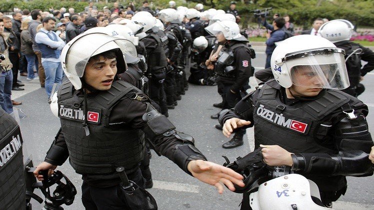 تركيا.. اعتقال رجال أعمال يشتبه بعلاقتهم بفتح الله غولن