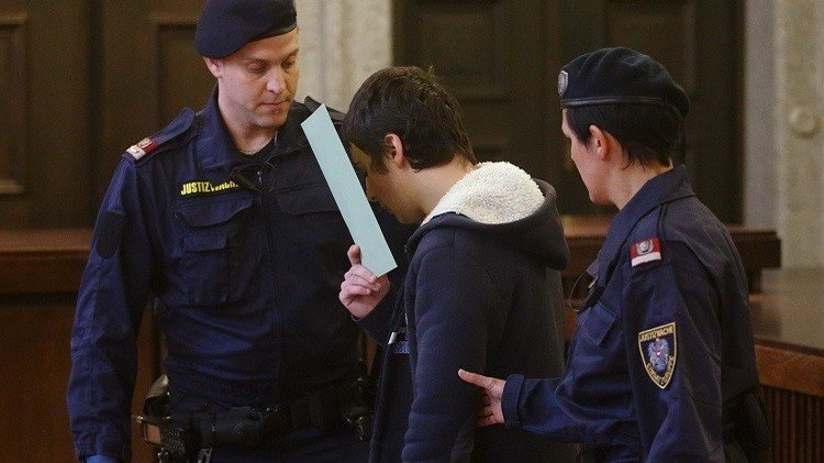 السجن لصبي تركي خطط لهجوم إرهابي في النمسا
