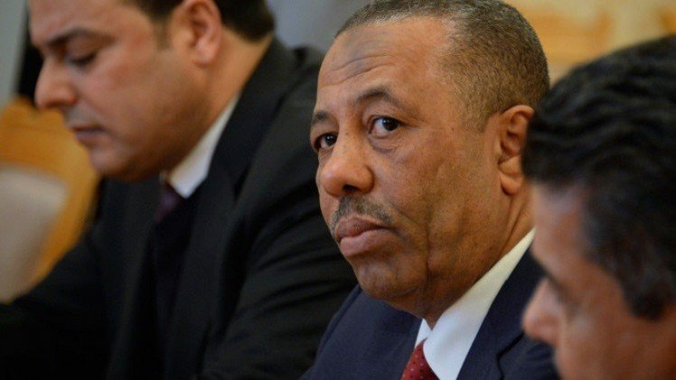 ليبيا.. تعليق جلسة البرلمان بعد إحراق سيارة خارجه