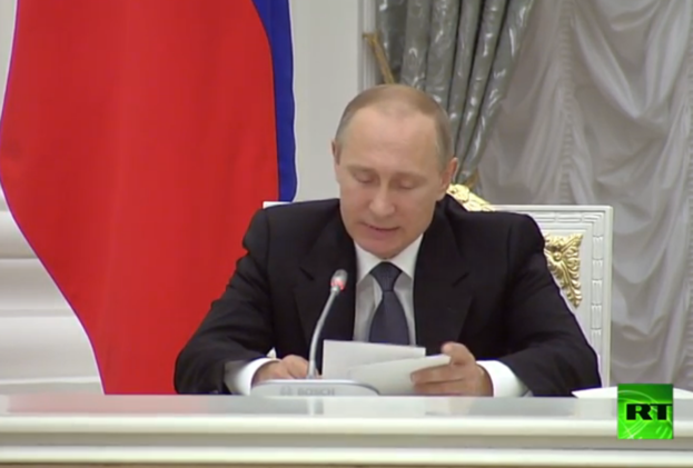 بوتين يدعو العلماء وأوساط الأعمال إلى العمل بشكل منسق من أجل دفع التقنيات الروسية إلى الأمام