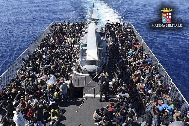 مصرع 17 وإنقاذ أكثر من 5000 مهاجر غير شرعي في 3 أيام