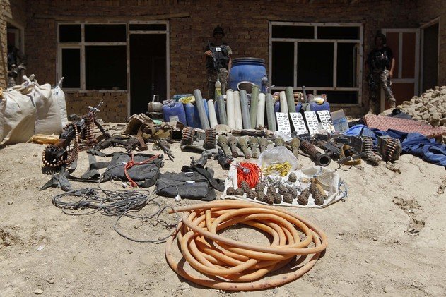 الأمن الأفغاني يصادر 16 طنا من المتفجرات شرق البلاد