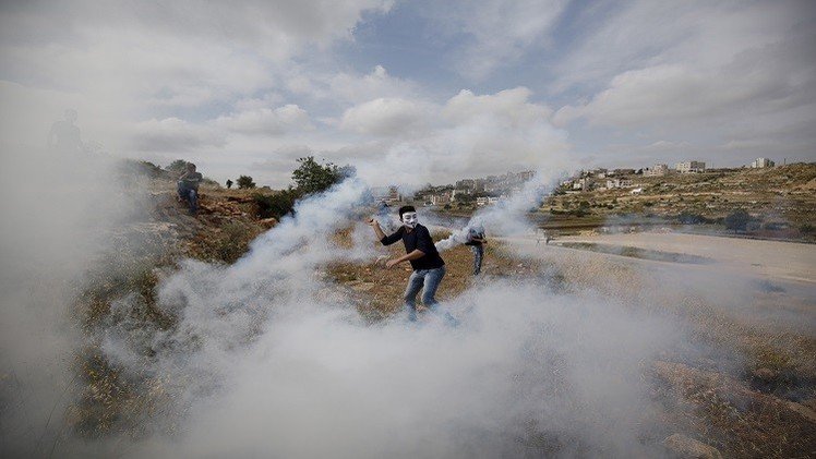إسرائيل تسعى لتشديد عقوبة رمي الحجارة خلال الاحتجاجات