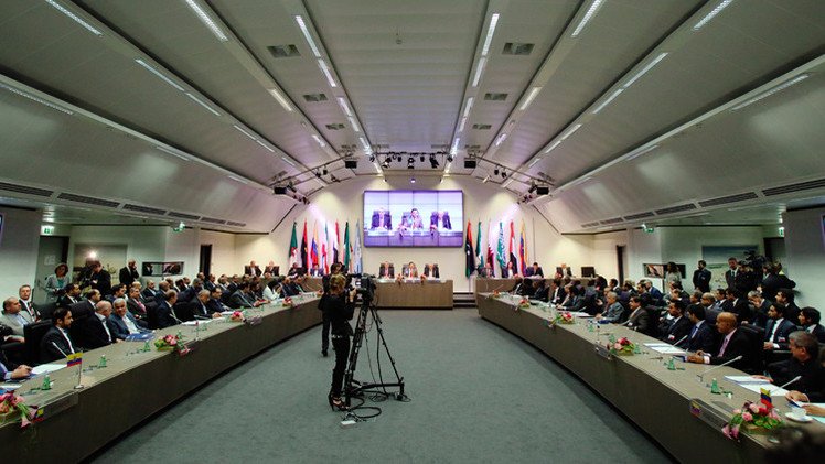 أوبك تقرر الحفاظ على مستوى الإنتاج عند 30 مليون برميل يوميا